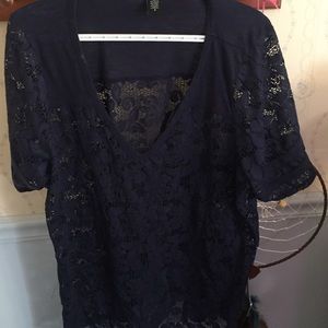 Torrid Navy Lace tshirt💕
